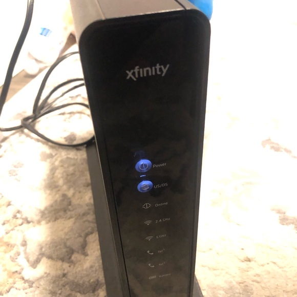 Xfinity Arris TG1682G Dual Band Wireless 802.11ac Cable Modem Router w/ Cord - Picture 15 of 16